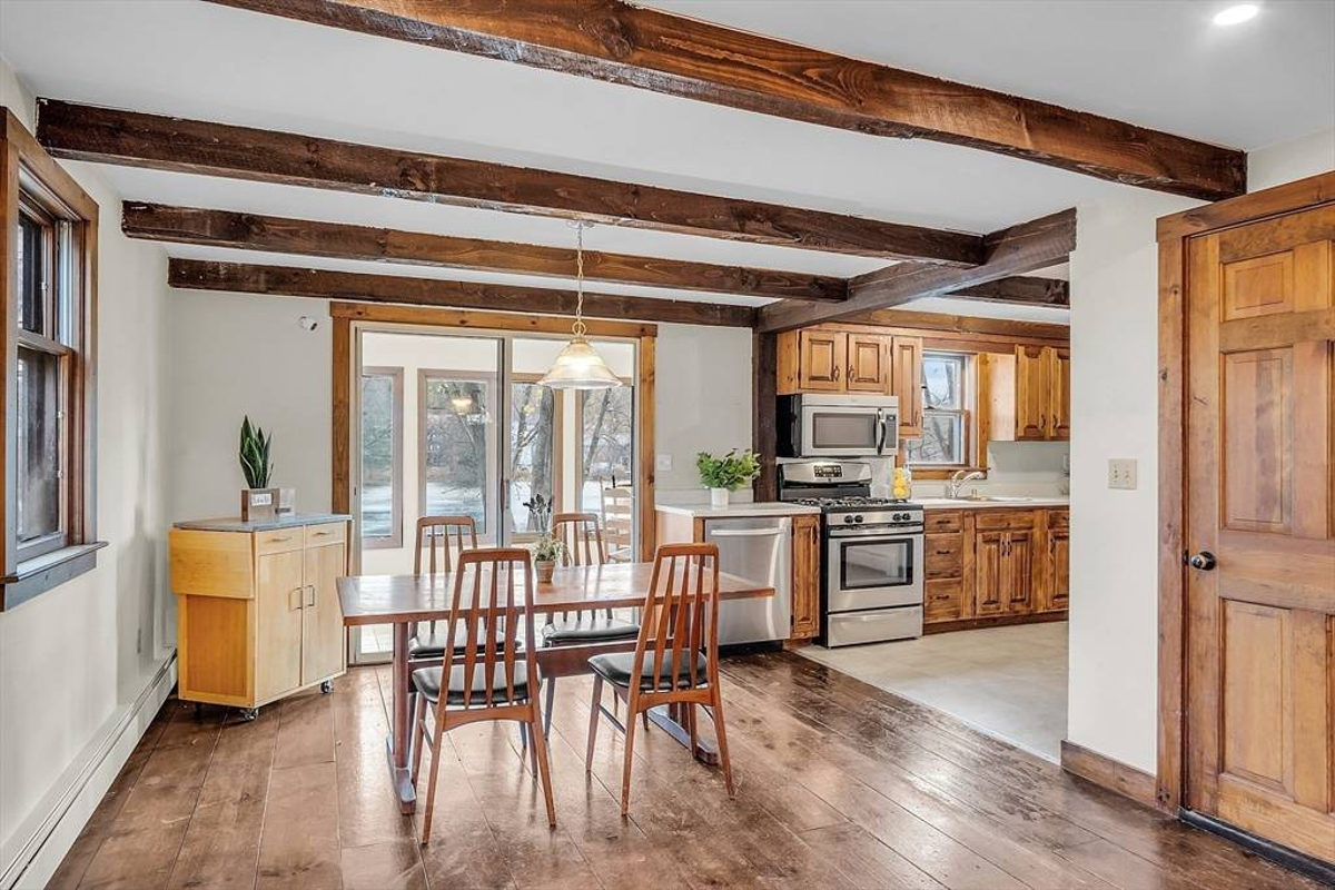 Featured Listing Image 5