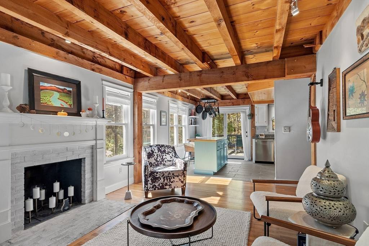 Featured Listing Image 4