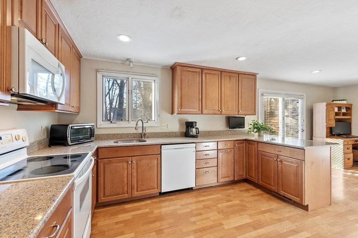 Featured Listing Image 3