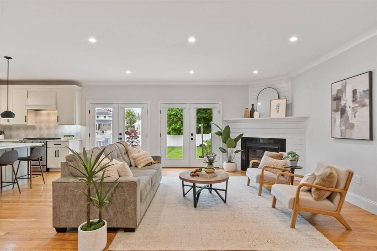 Featured Listing Image 9