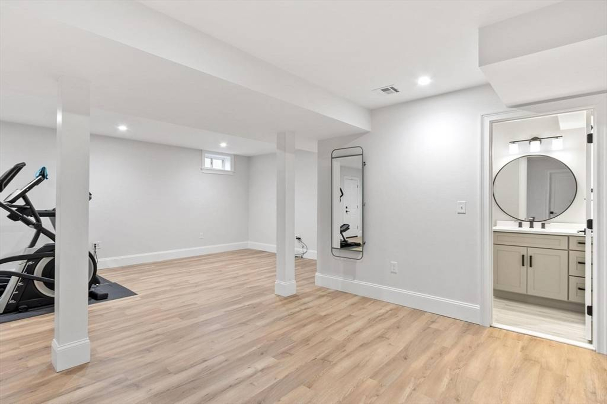 Featured Listing Image 34