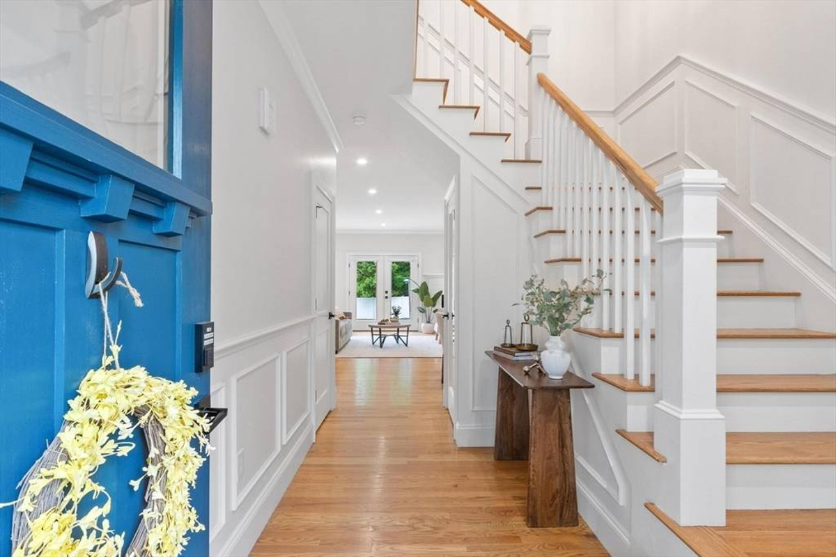 Featured Listing Image 4