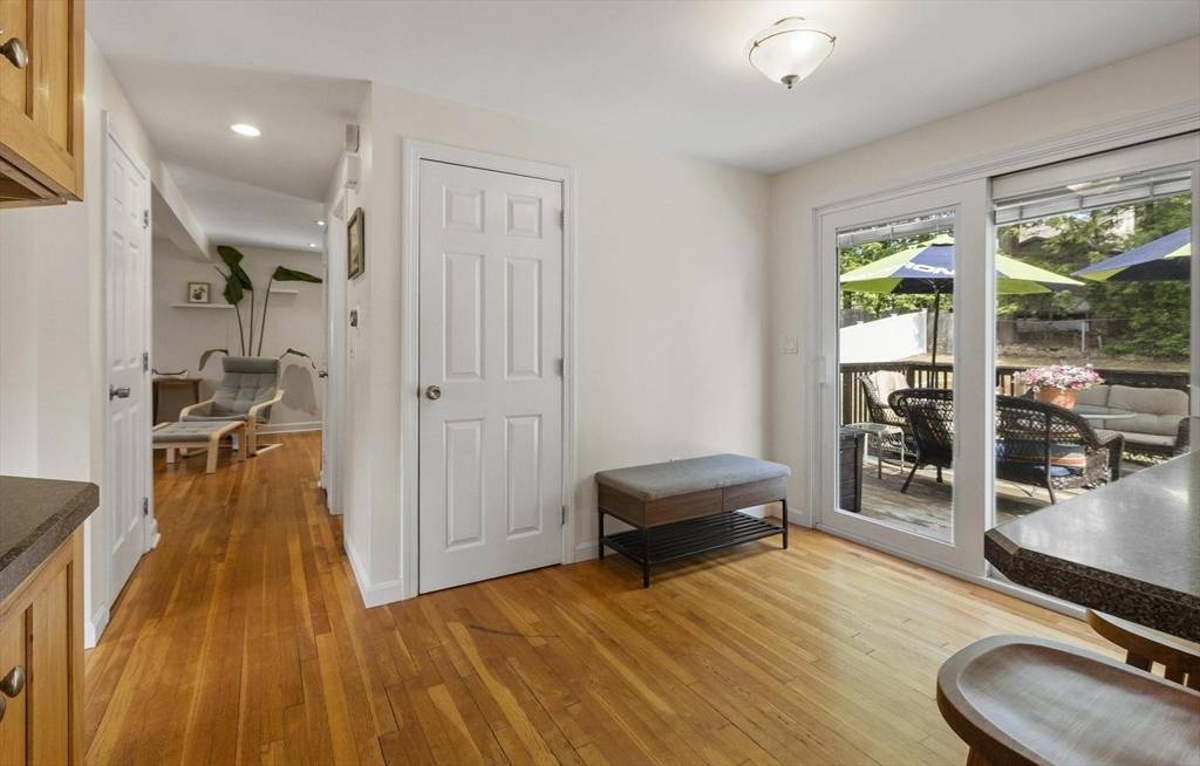 Featured Listing Image 9