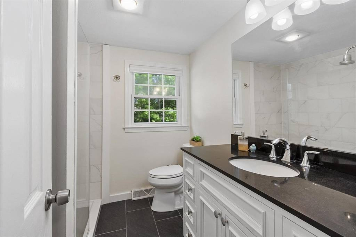 Featured Listing Image 19