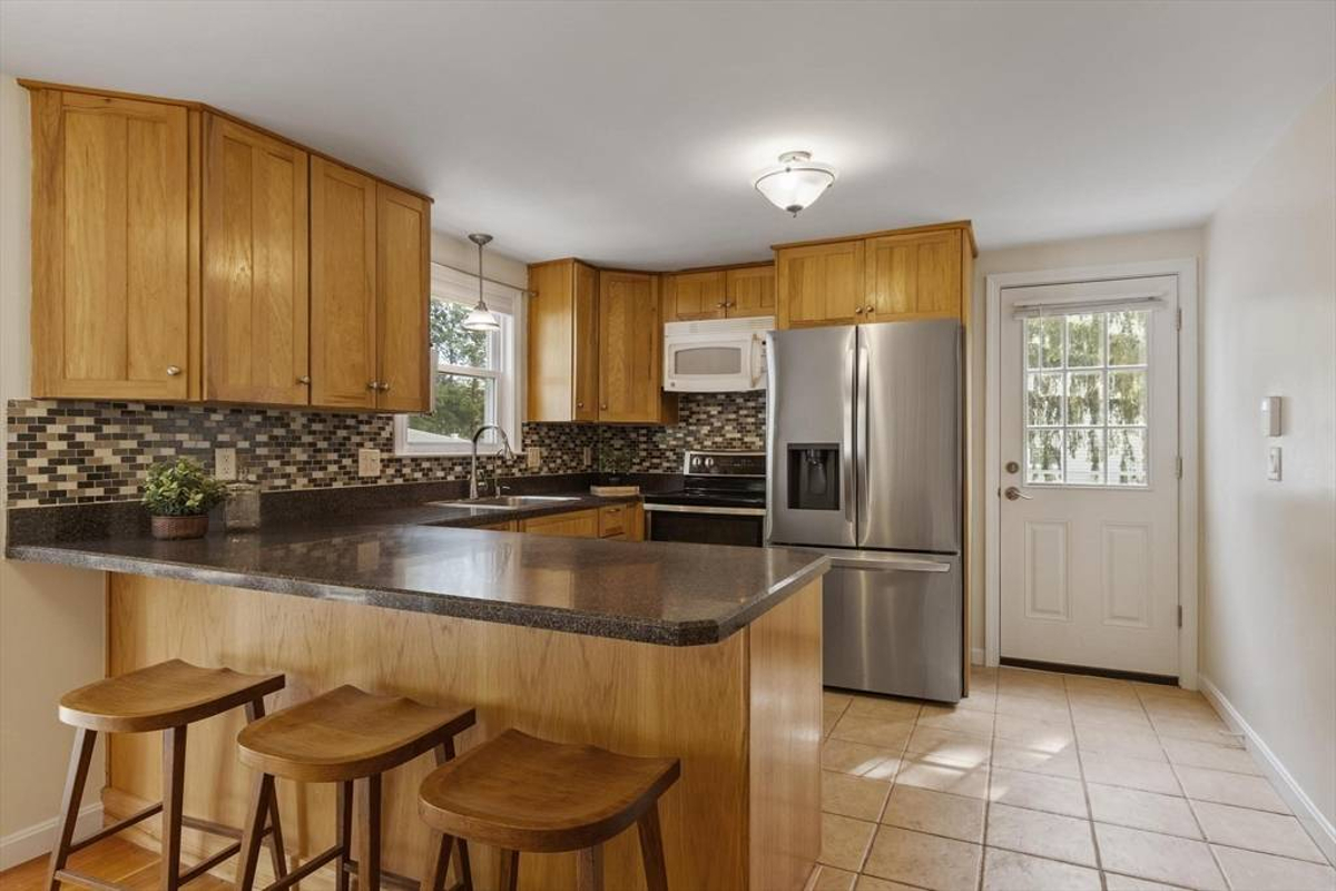 Featured Listing Image 6