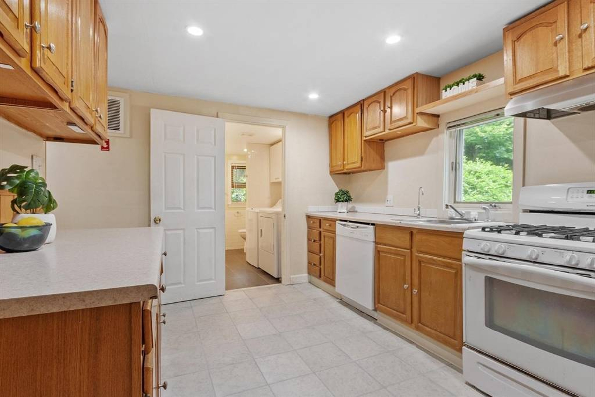 Featured Listing Image 8