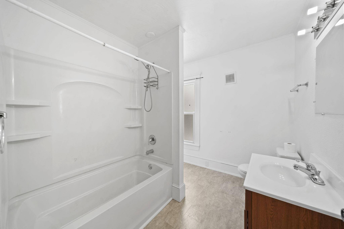 Featured Listing Image 13