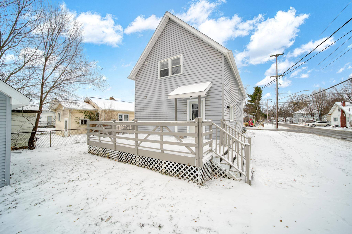 Featured Listing Image 32