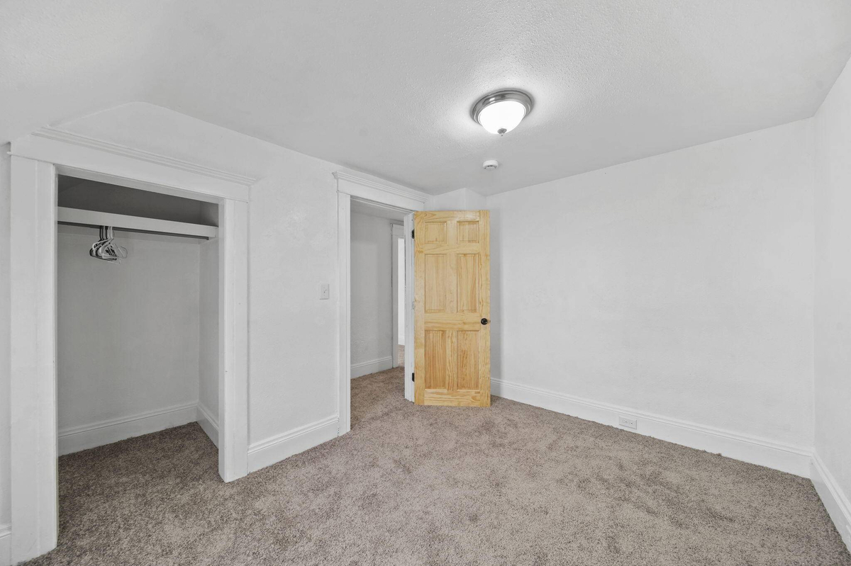 Featured Listing Image 20