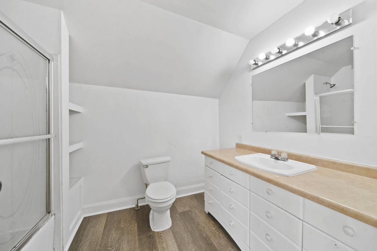Featured Listing Image 18