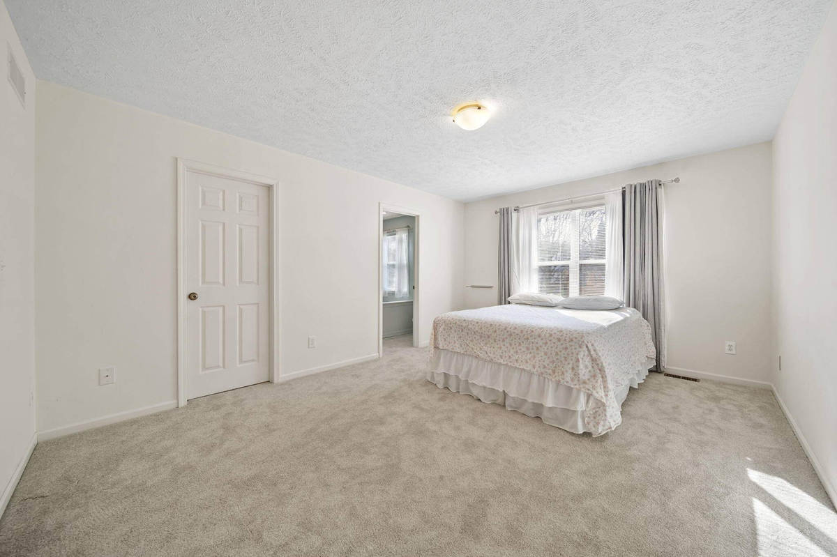Featured Listing Image 23