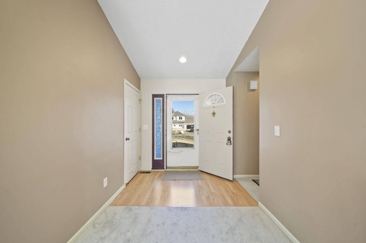 Featured Listing Image 7