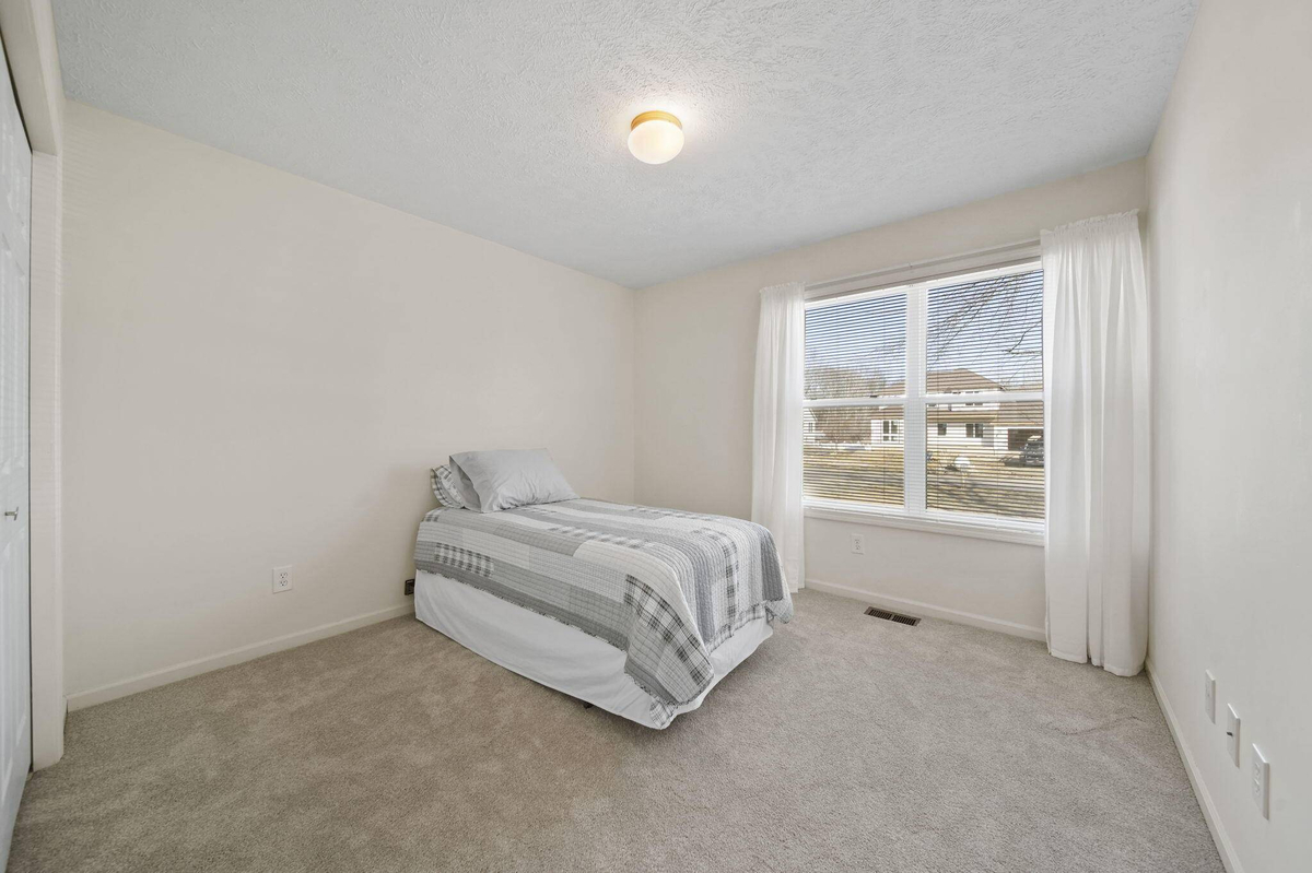 Featured Listing Image 17