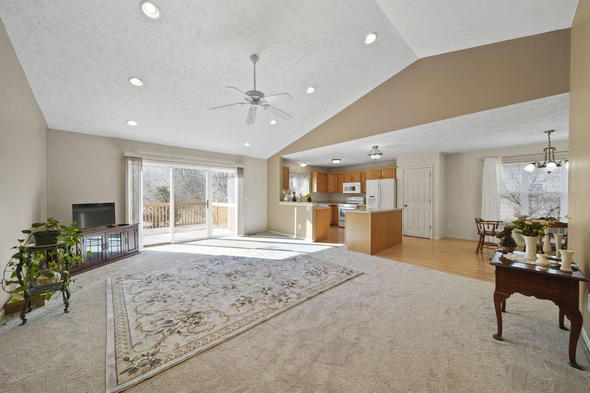 Featured Listing Image 8
