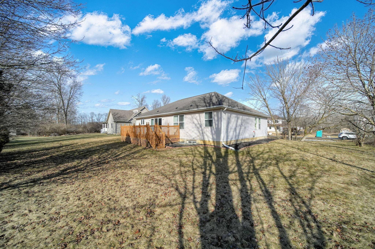 Featured Listing Image 40