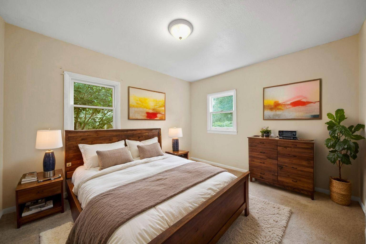 Featured Listing Image 13