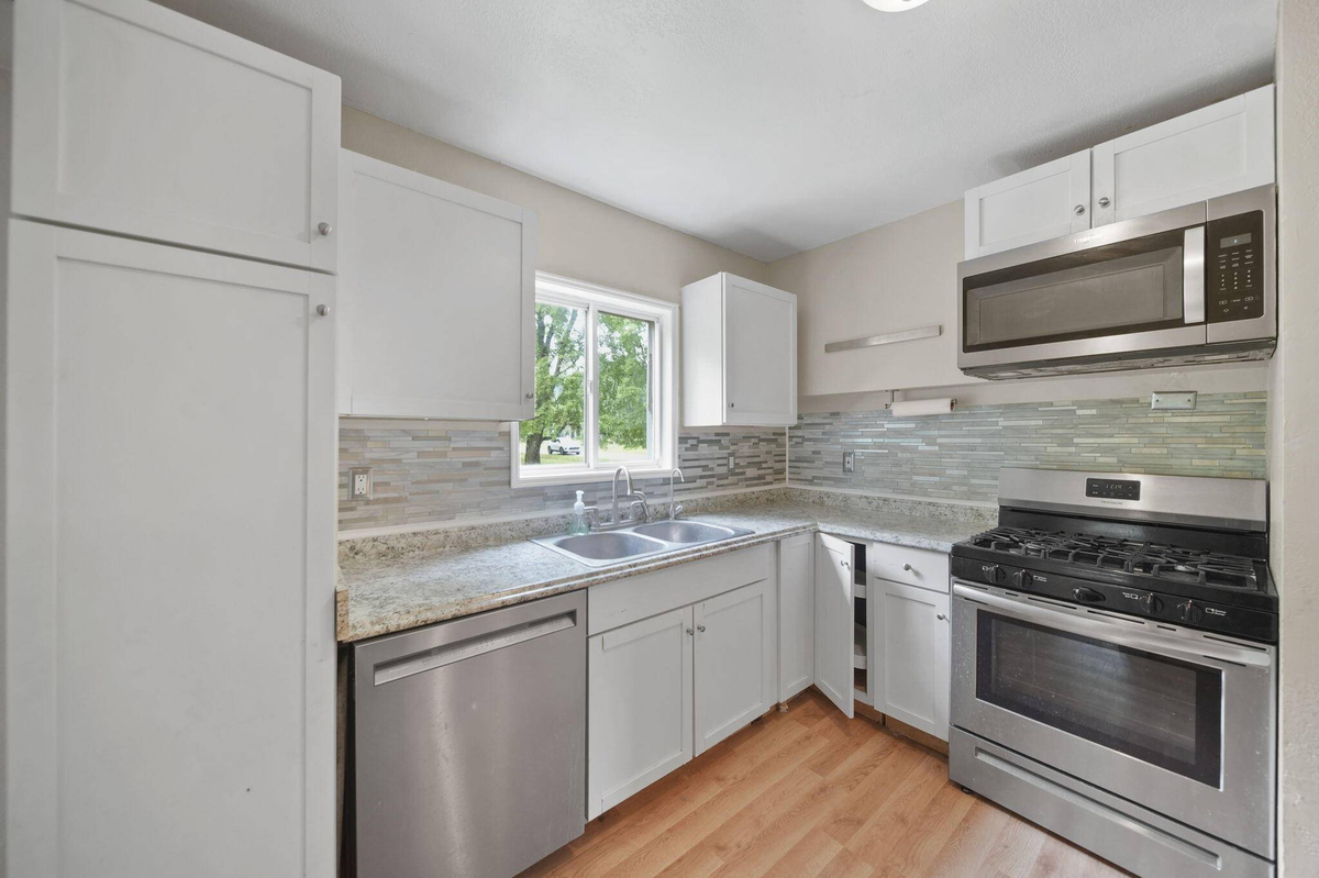Featured Listing Image 10