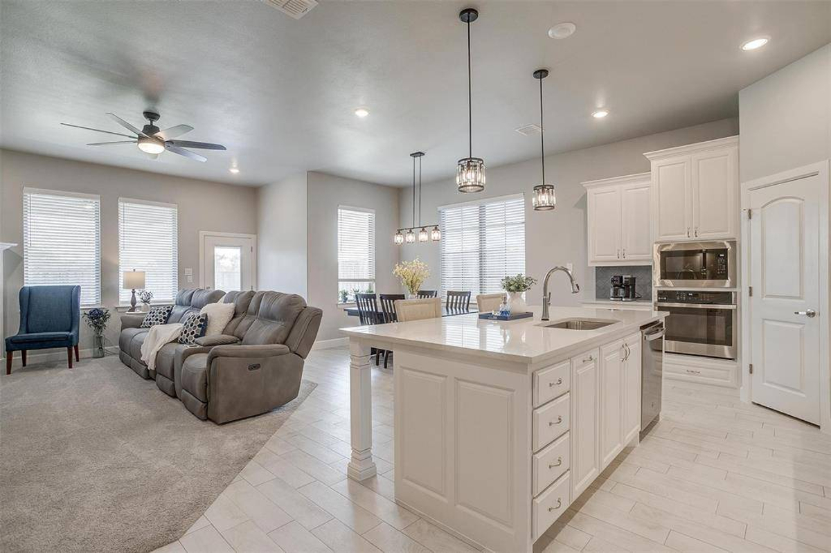 Featured Listing Image 10