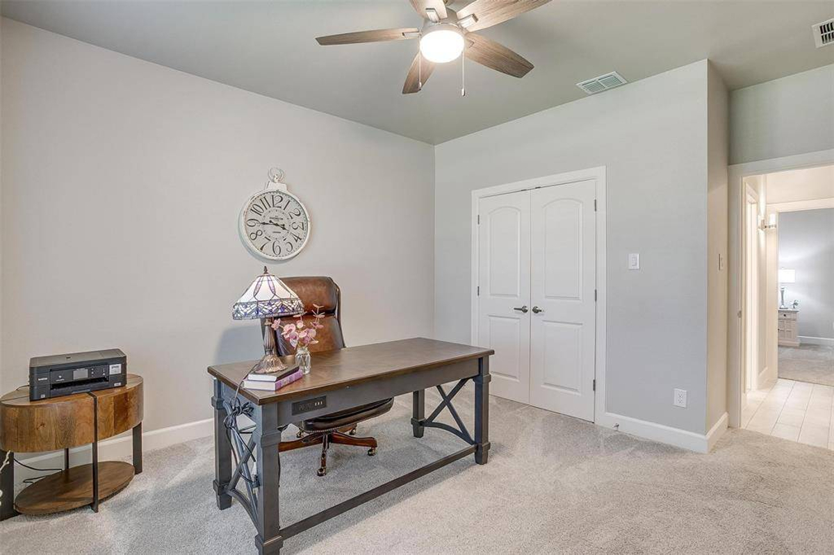 Featured Listing Image 30