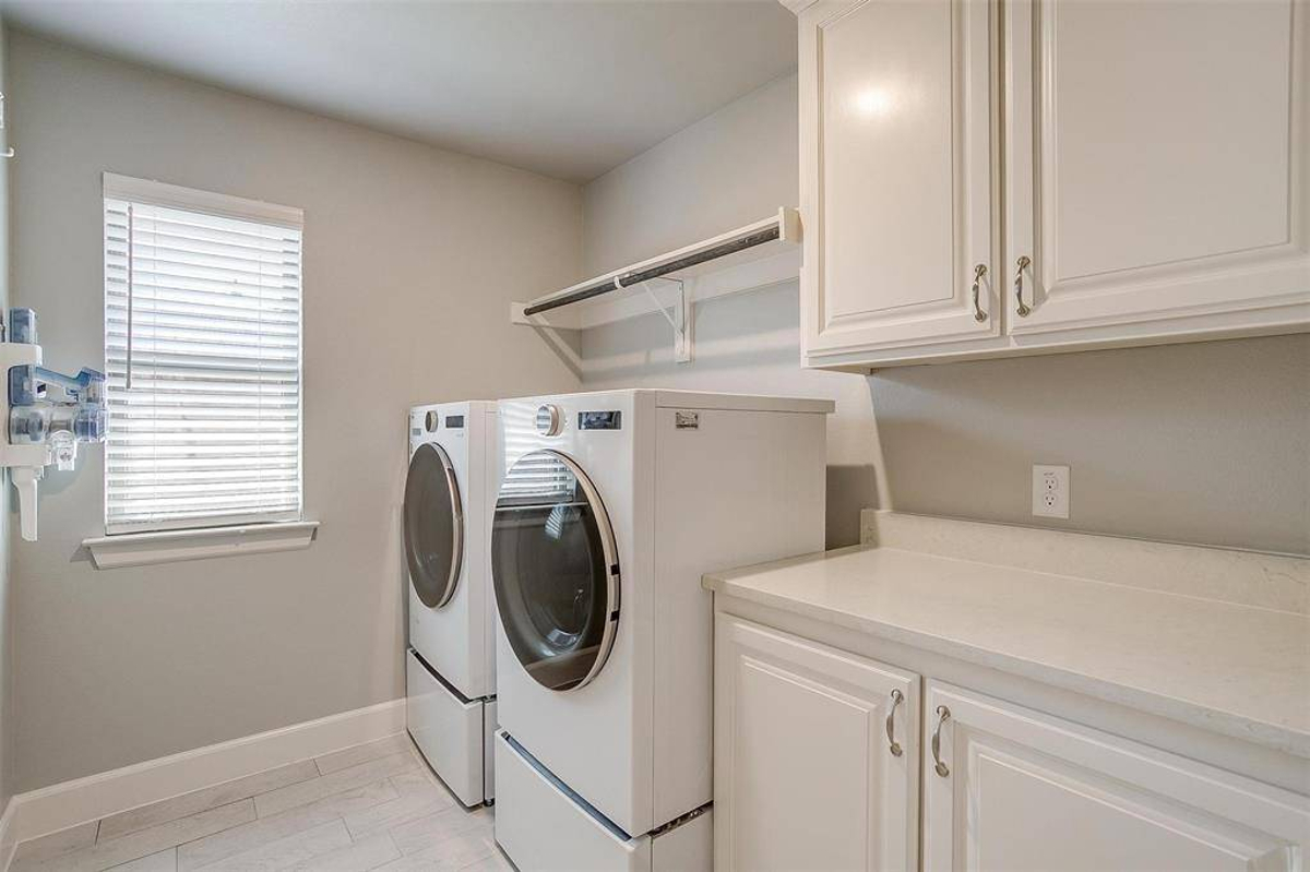 Featured Listing Image 32