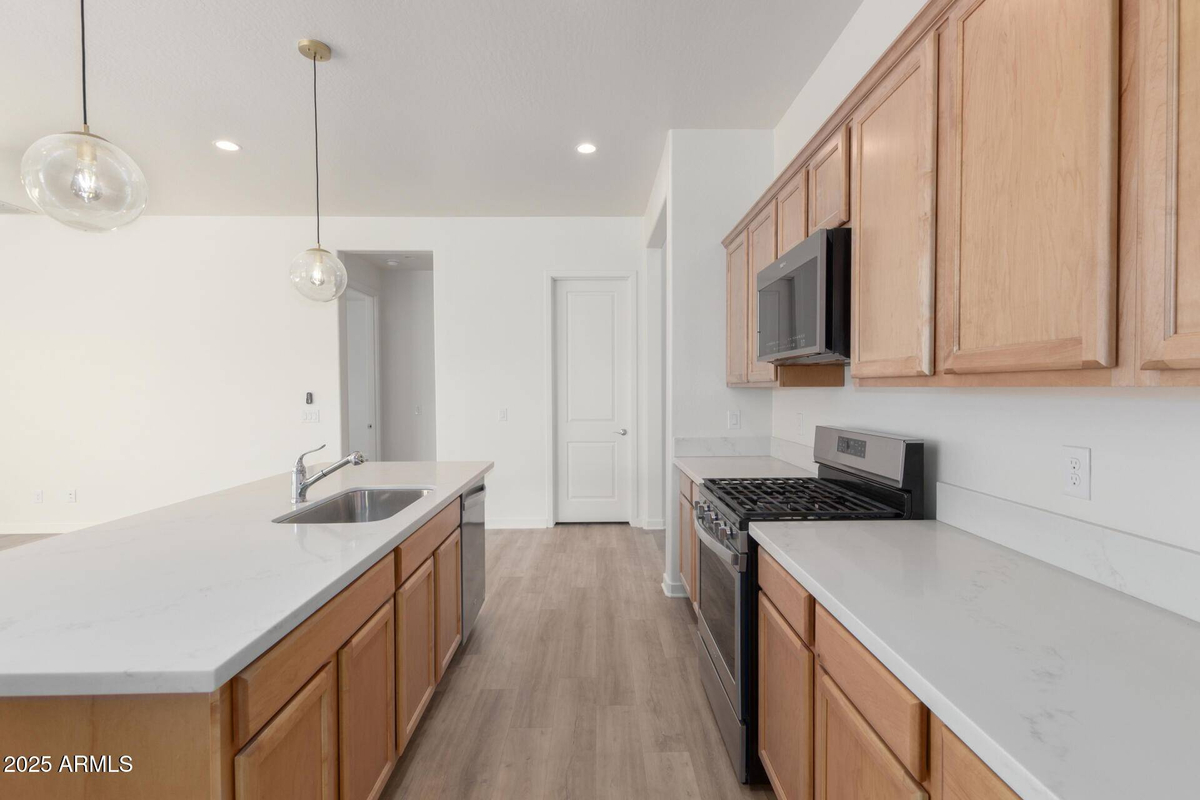 Featured Listing Image 21