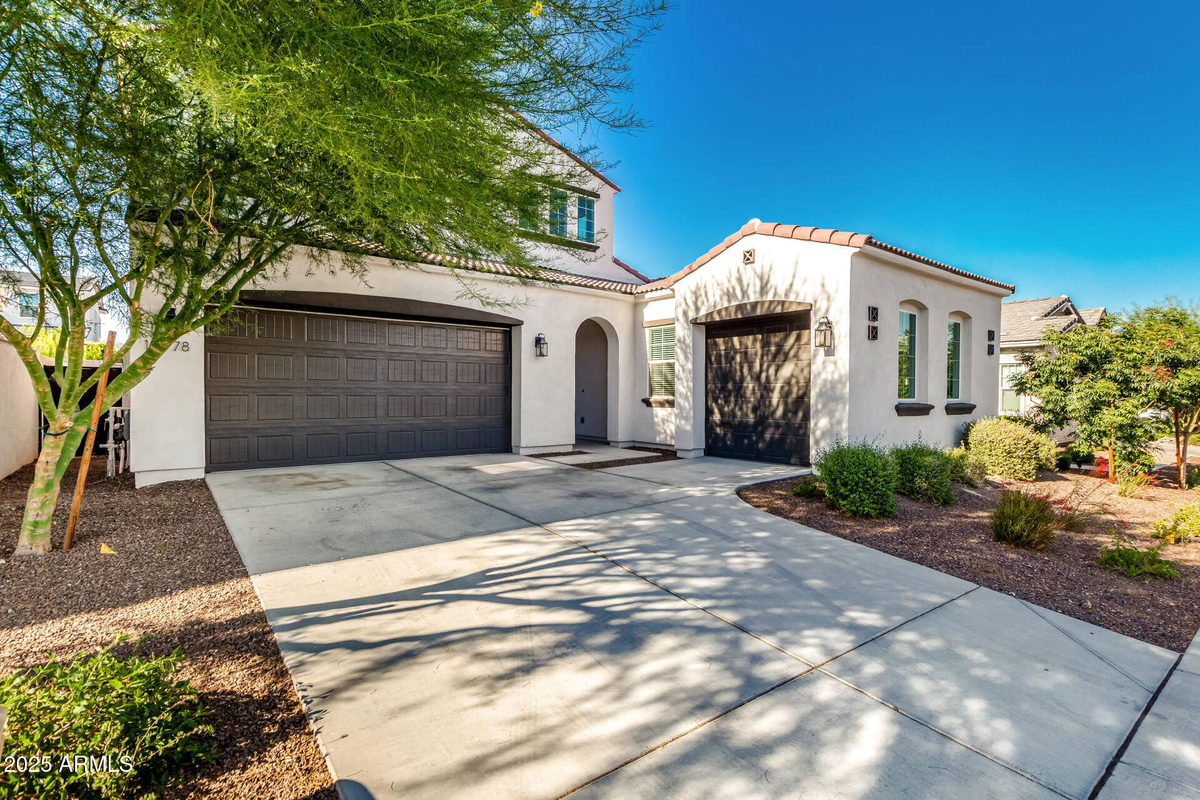 Featured Listing Image 56