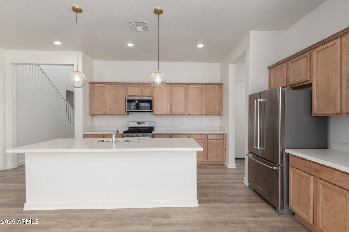 Featured Listing Image 23