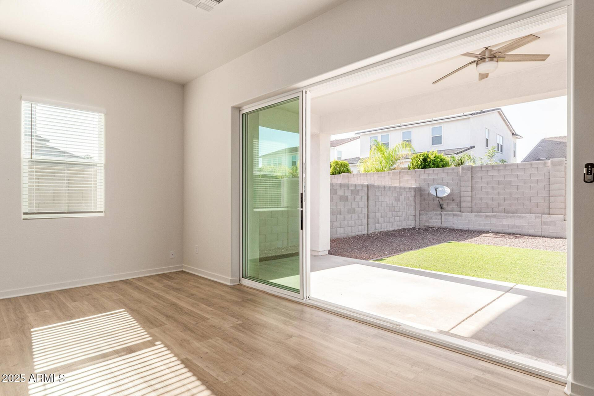 Featured Listing Image 13