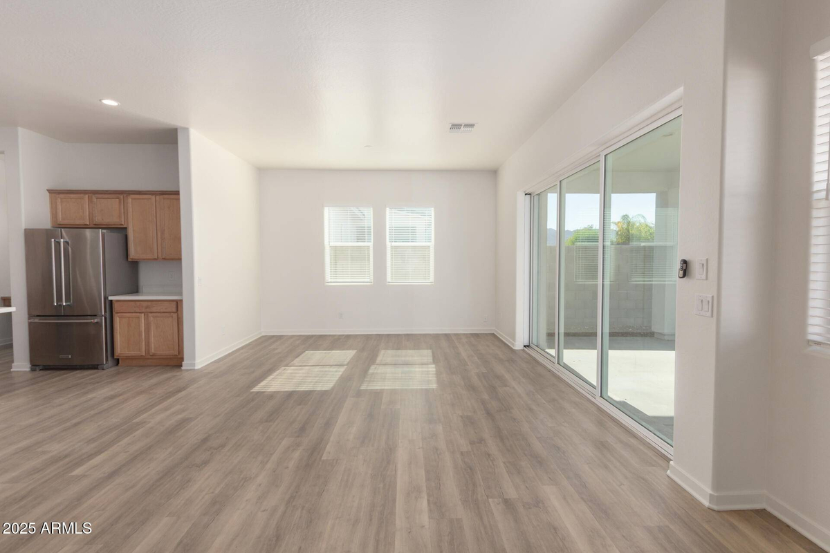 Featured Listing Image 17