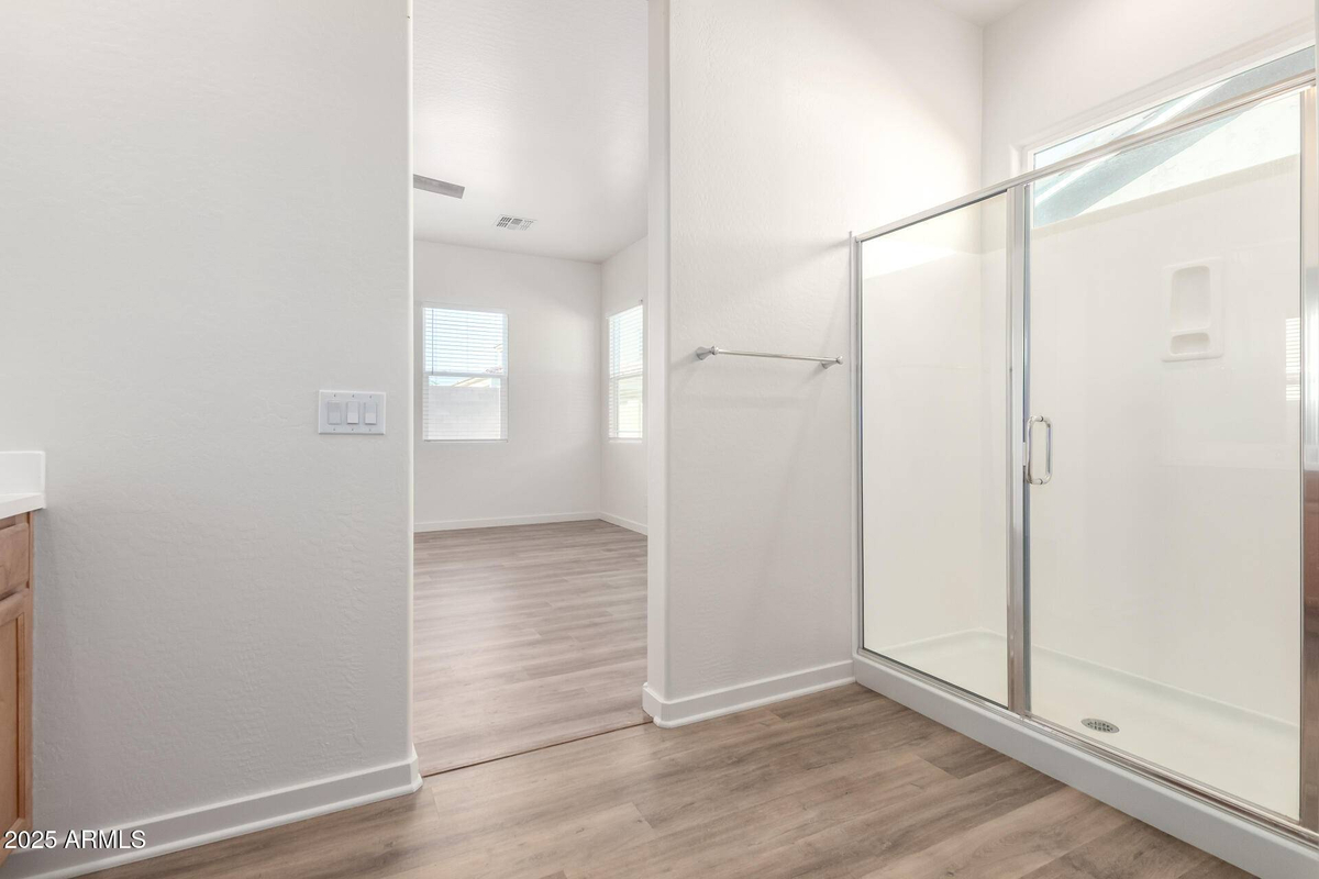 Featured Listing Image 32