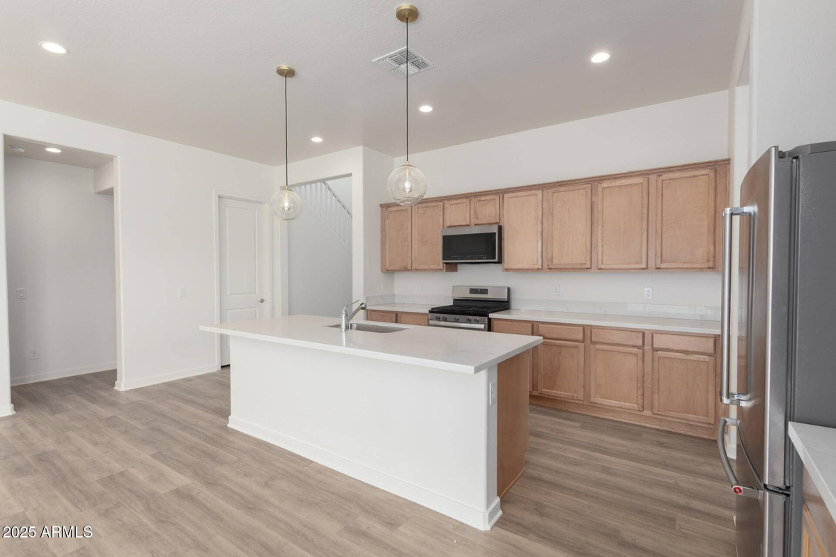 Featured Listing Image 22