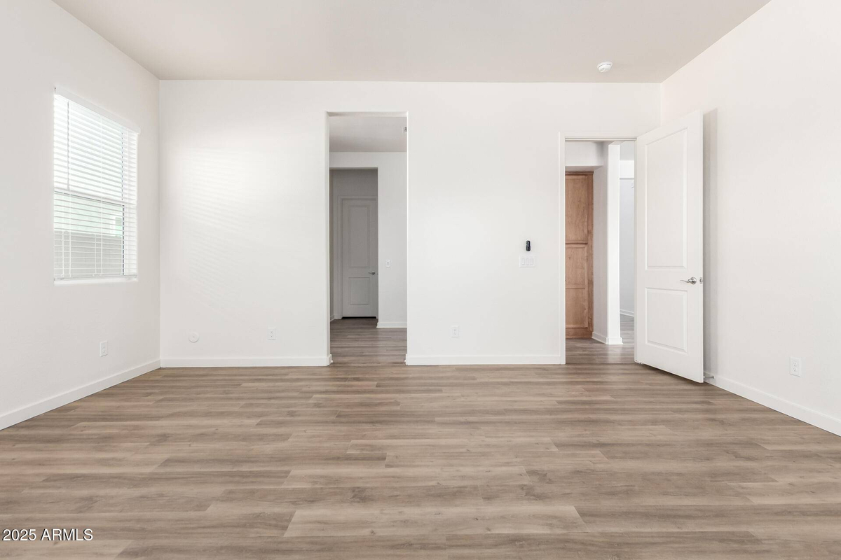 Featured Listing Image 28
