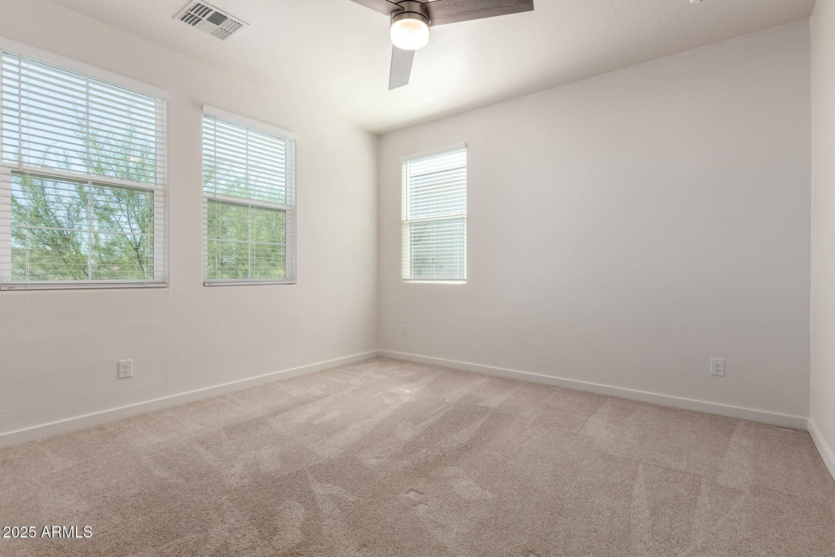 Featured Listing Image 34