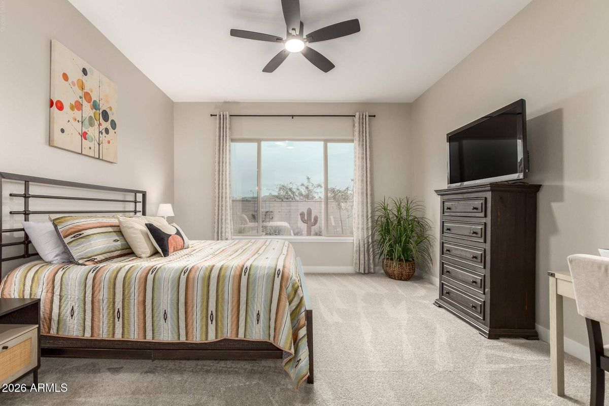 Featured Listing Image 12