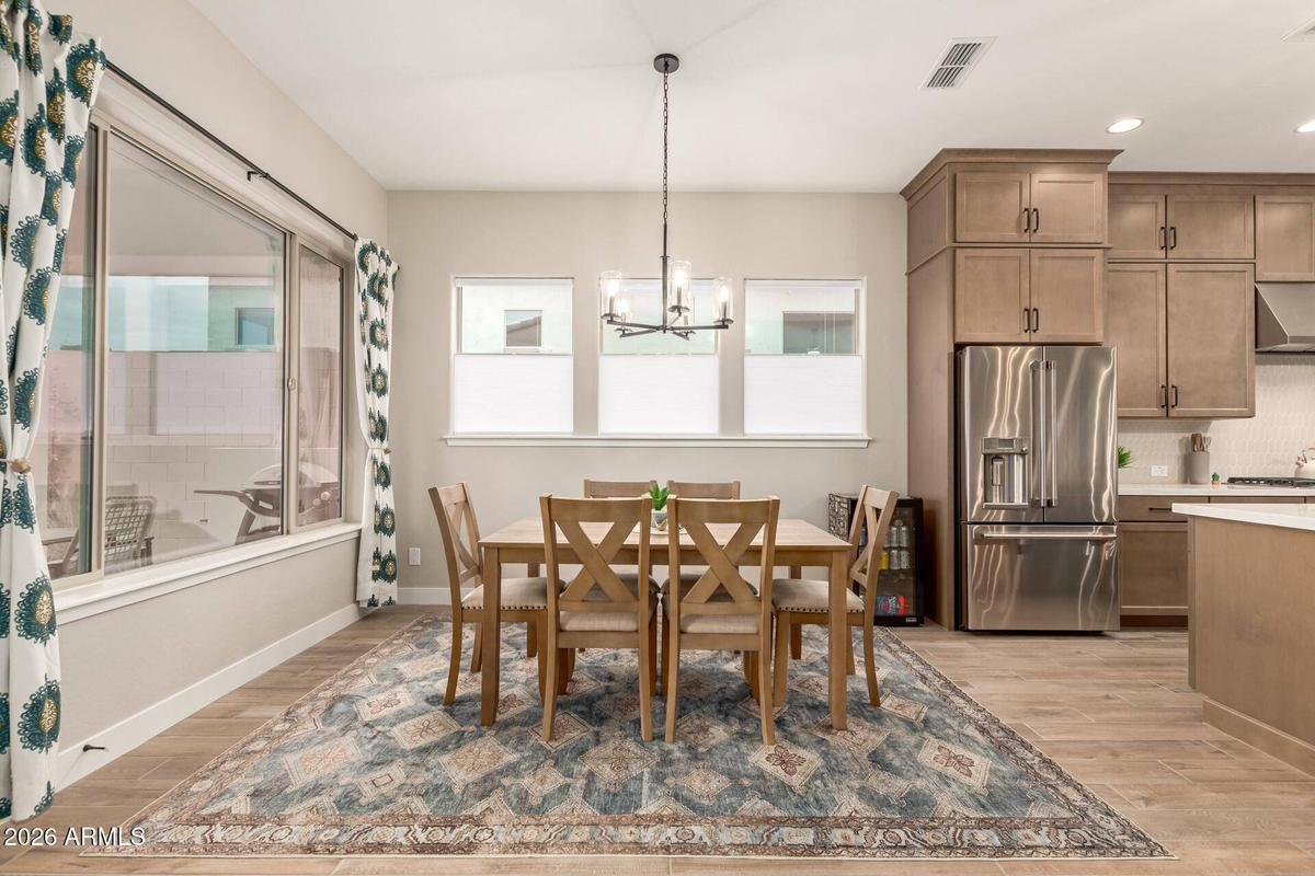 Featured Listing Image 8