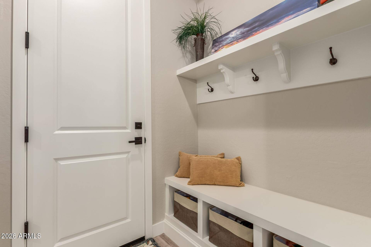 Featured Listing Image 24
