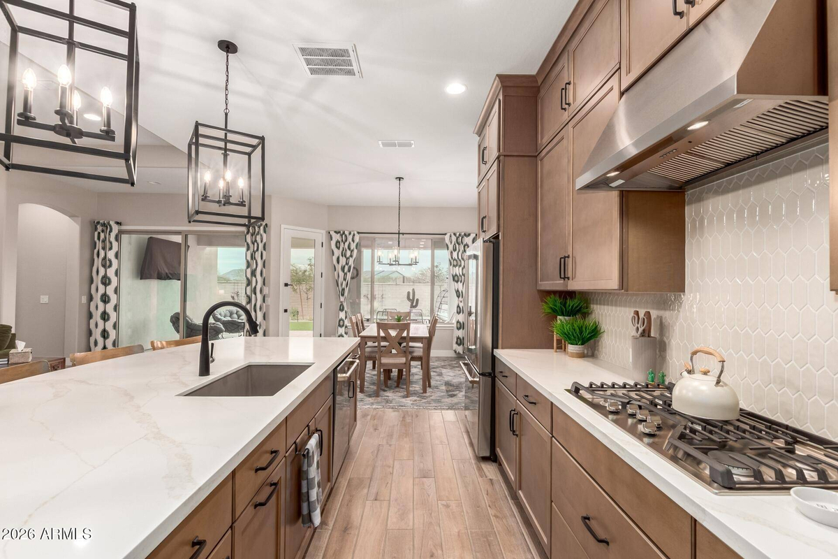 Featured Listing Image 10