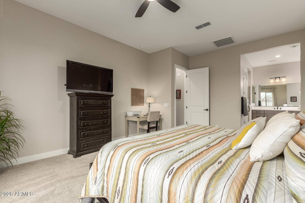 Featured Listing Image 17