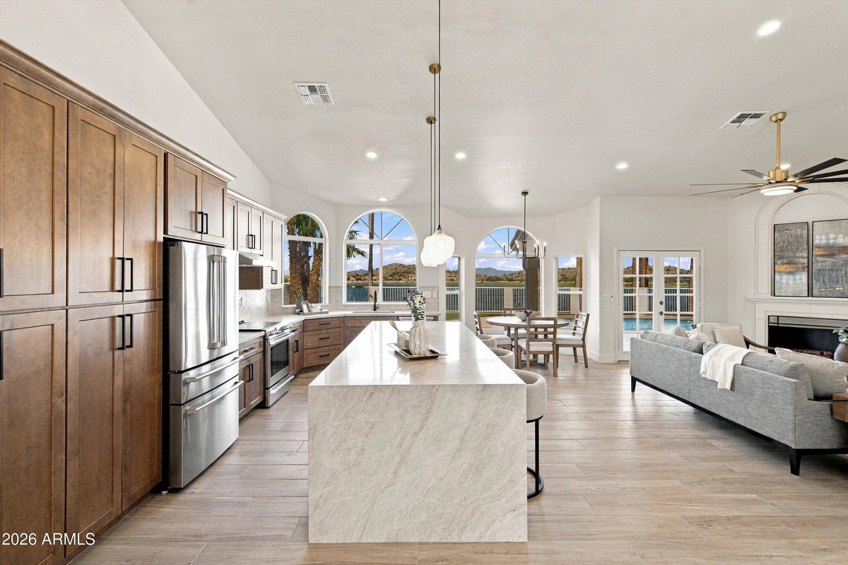 Featured Listing Image 14