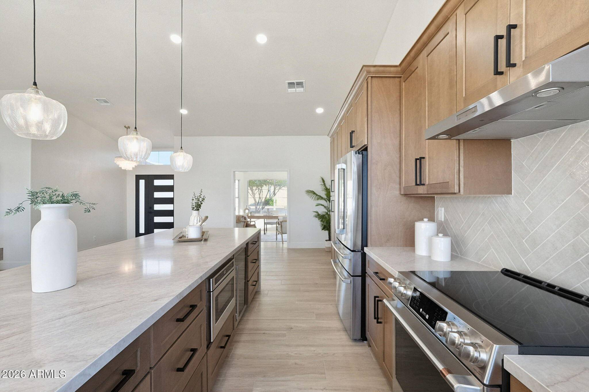 Featured Listing Image 12