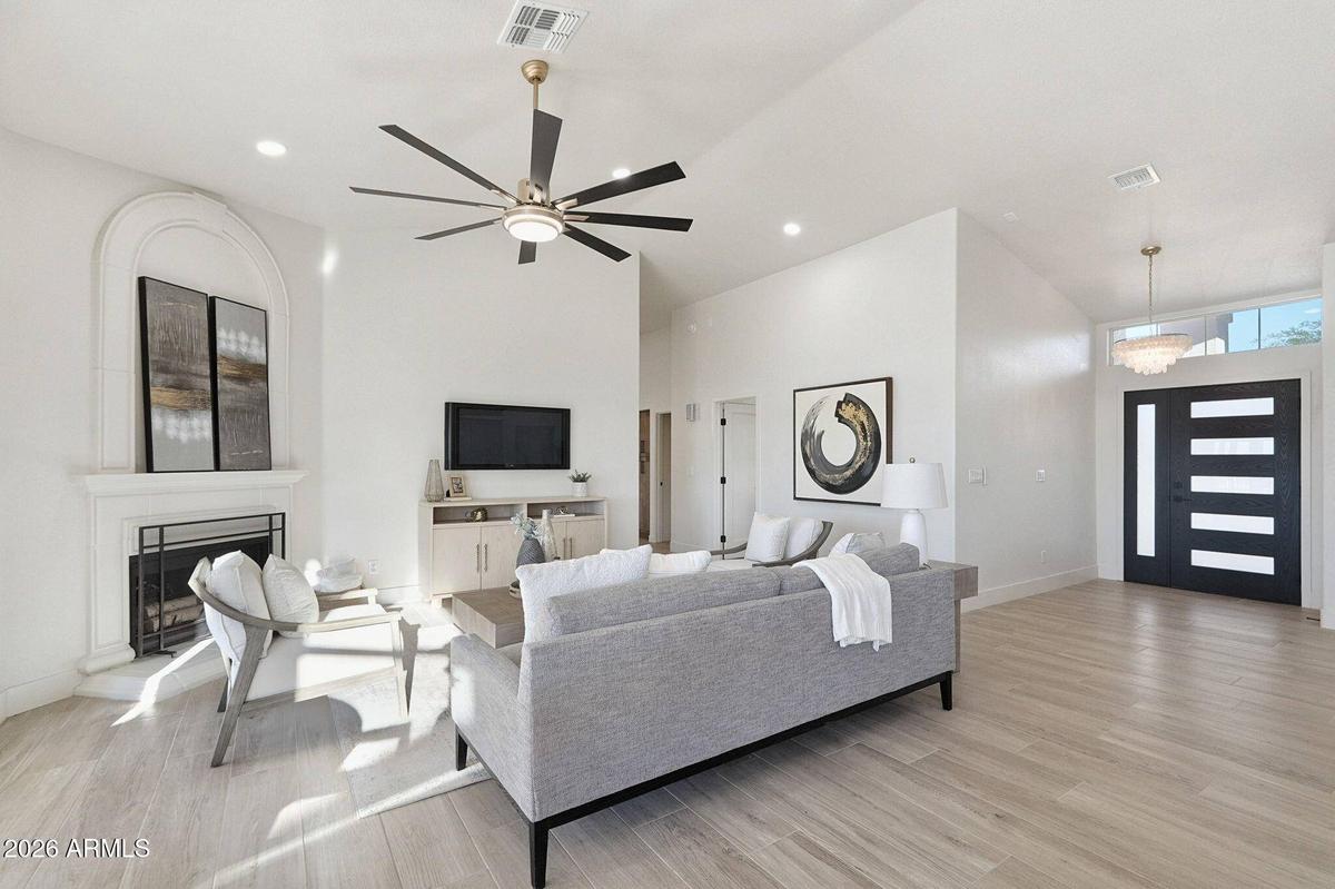 Featured Listing Image 8