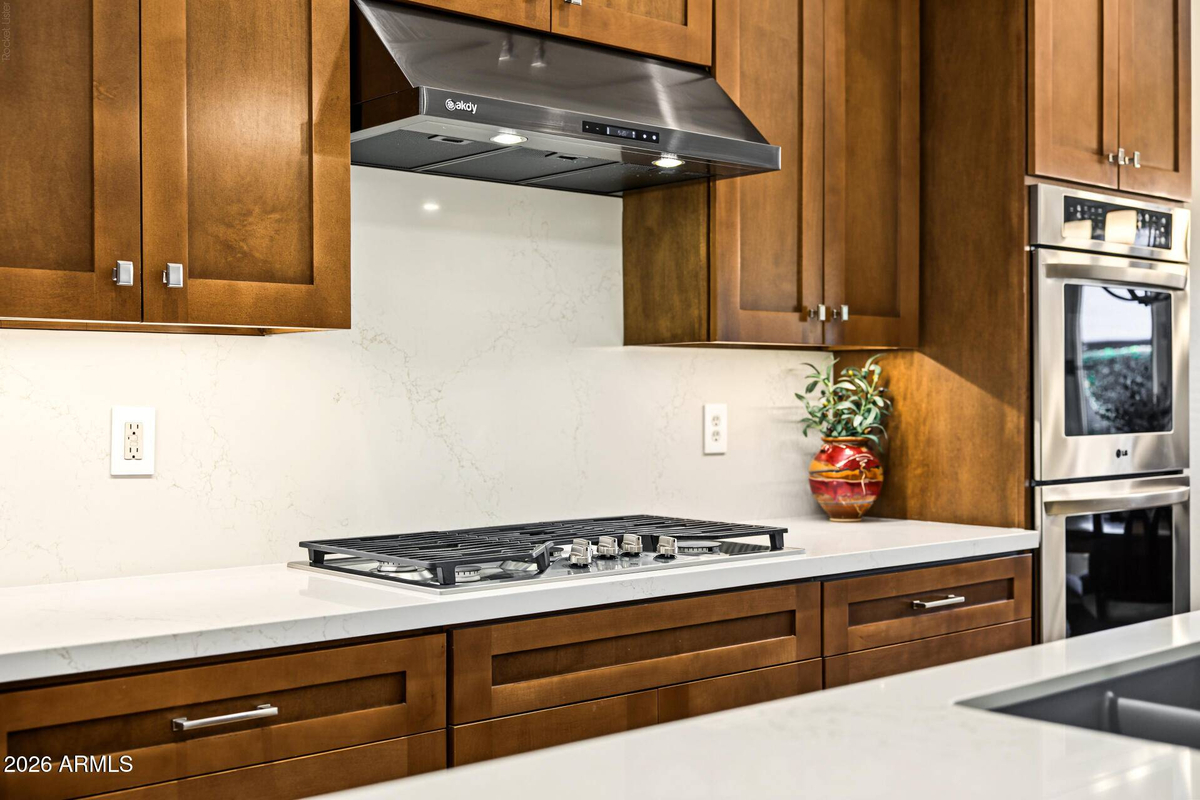 Featured Listing Image 27