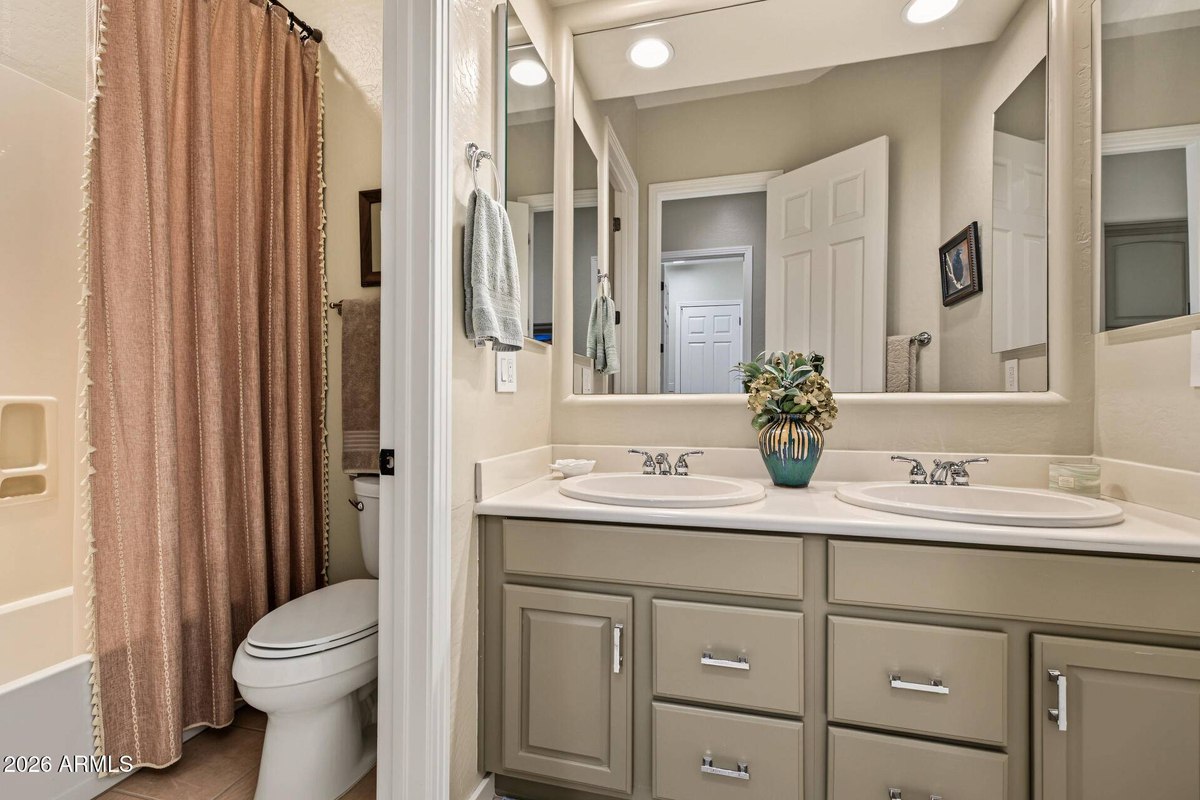 Featured Listing Image 40