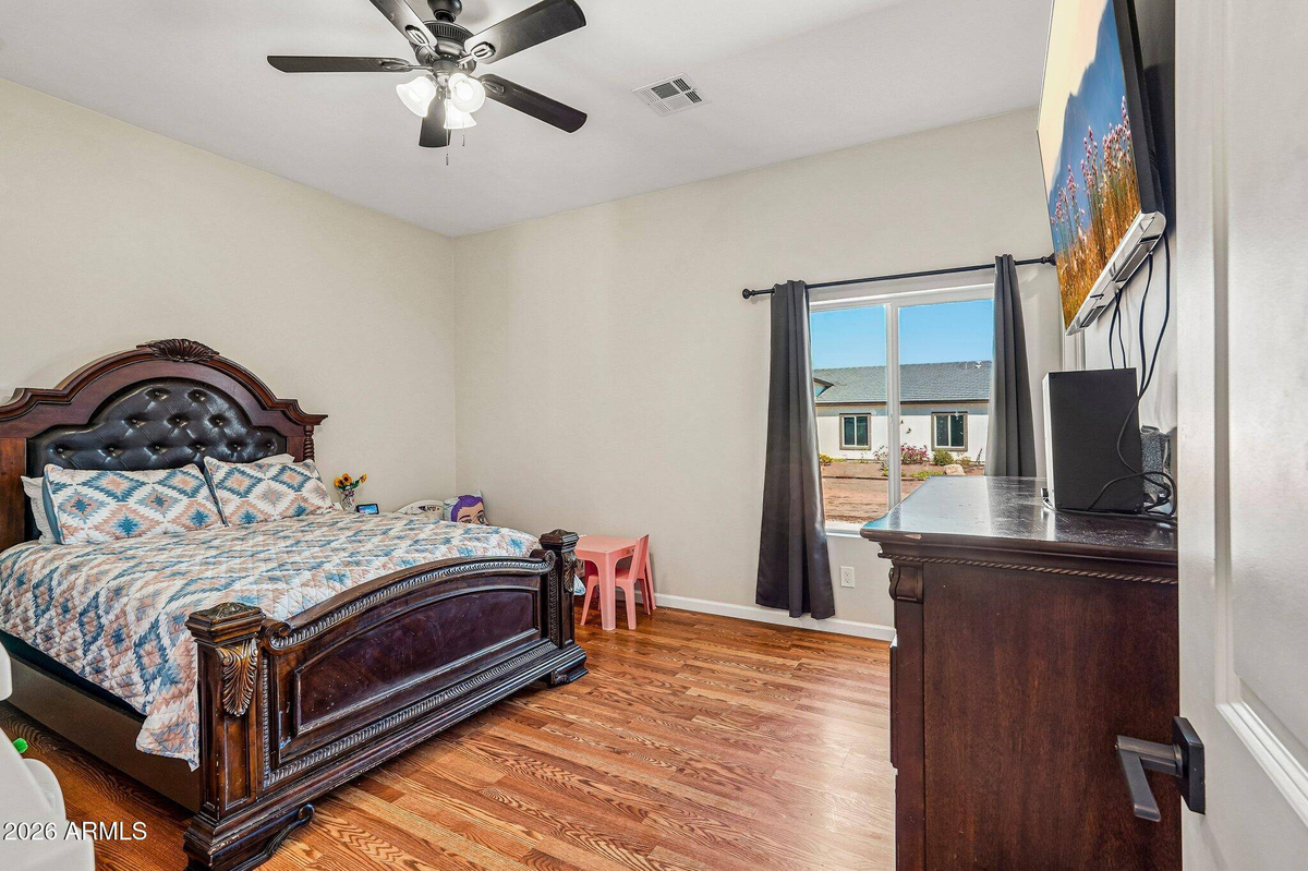 Featured Listing Image 20