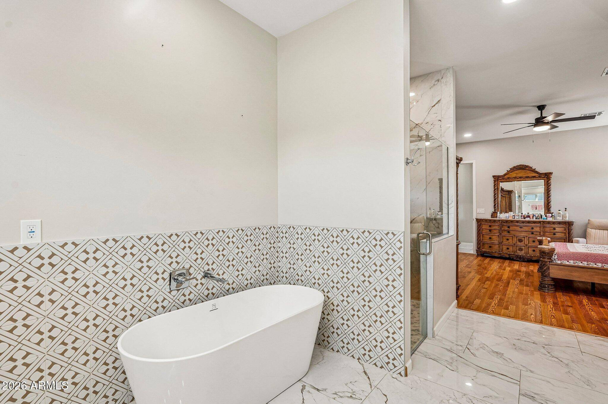 Featured Listing Image 14