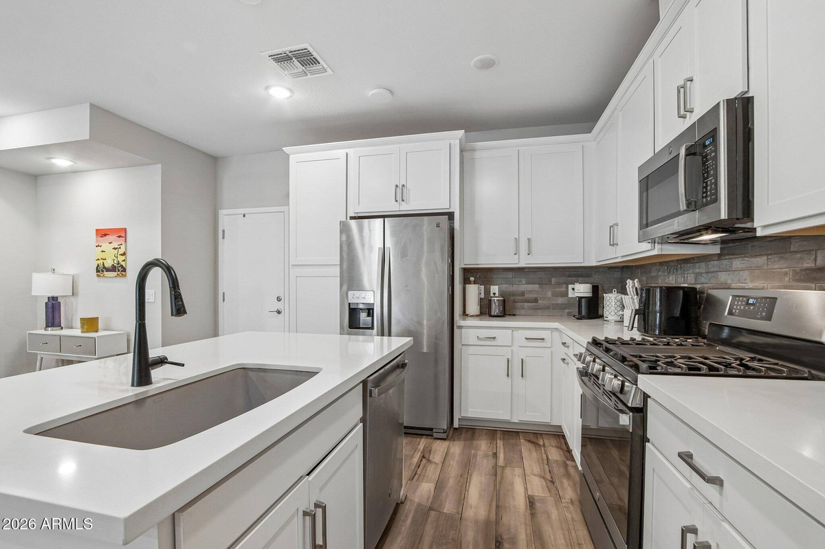 Featured Listing Image 5