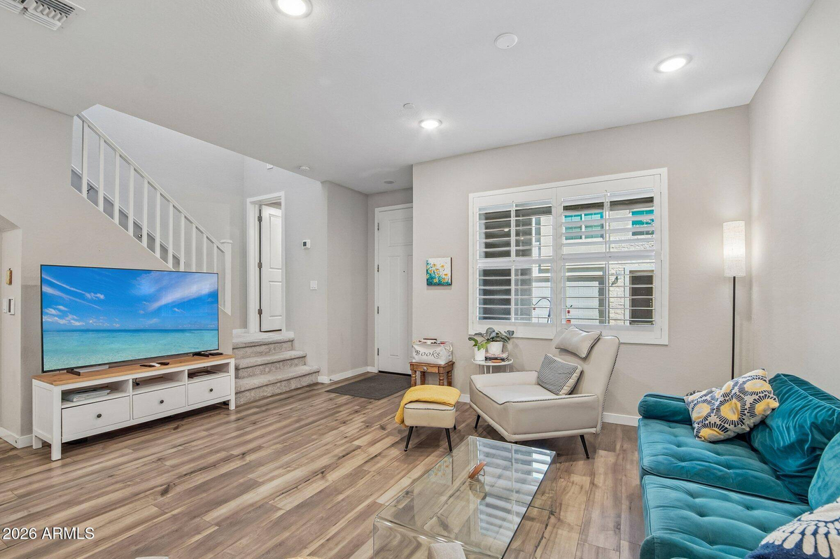 Featured Listing Image 4