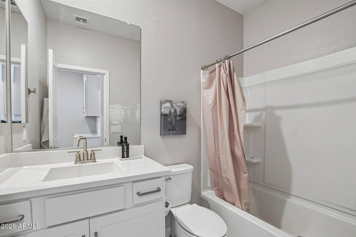 Featured Listing Image 14