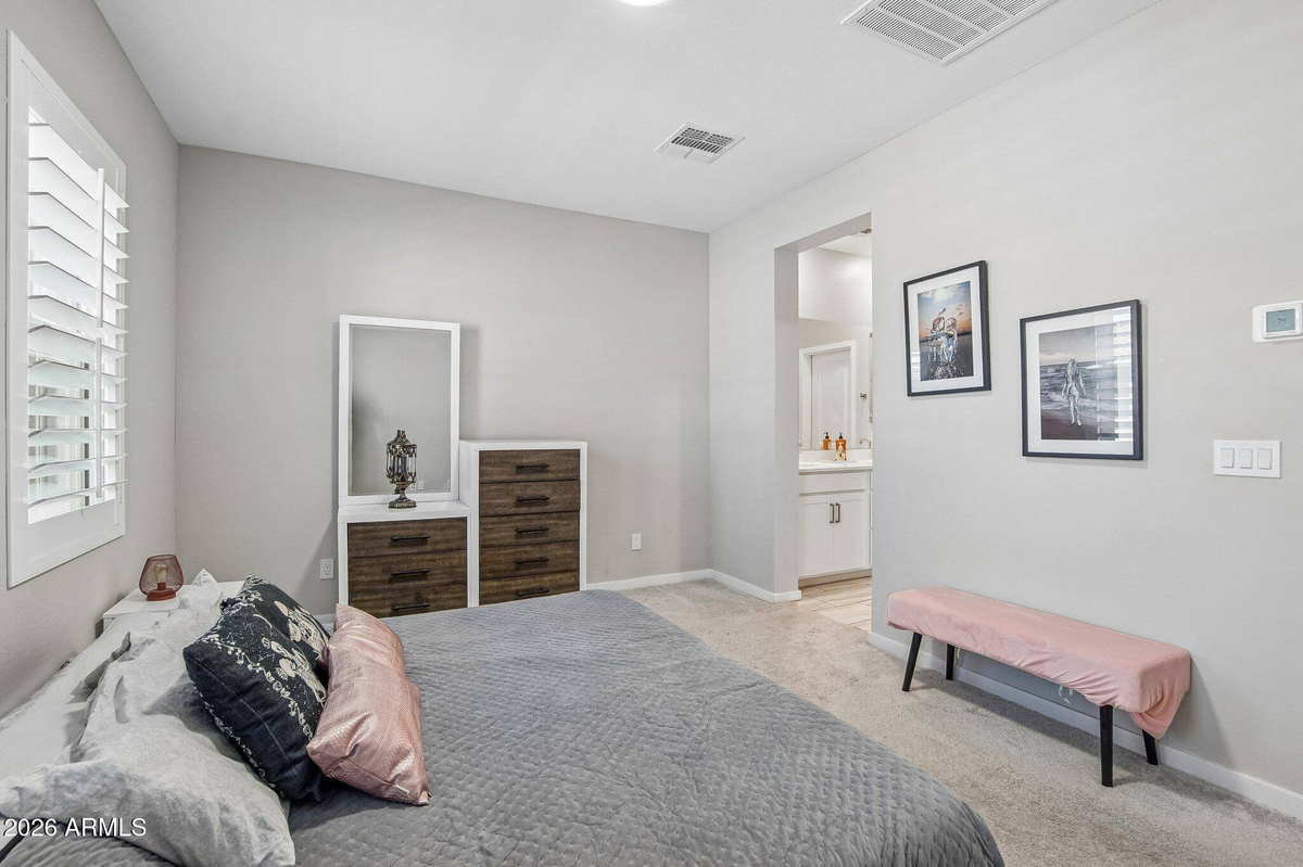 Featured Listing Image 15