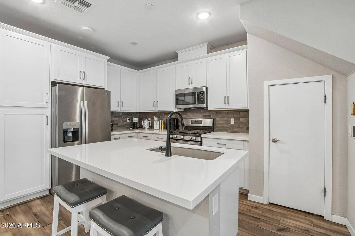 Featured Listing Image 2